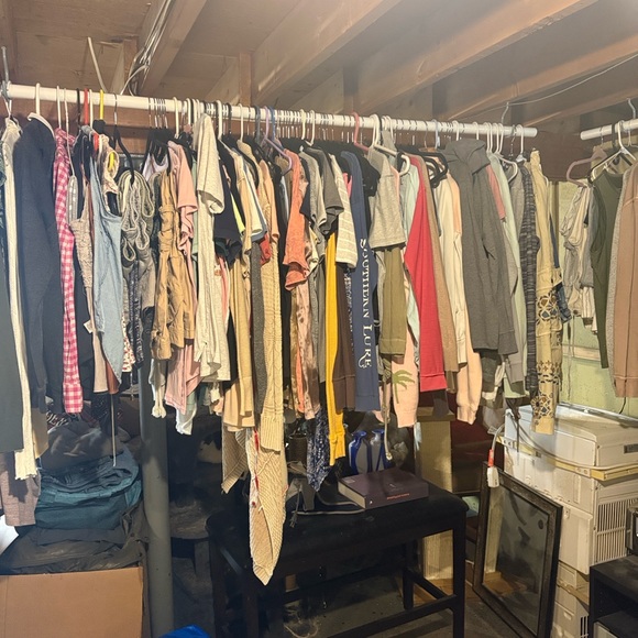 Closet Clean Out - Picture 5 of 15